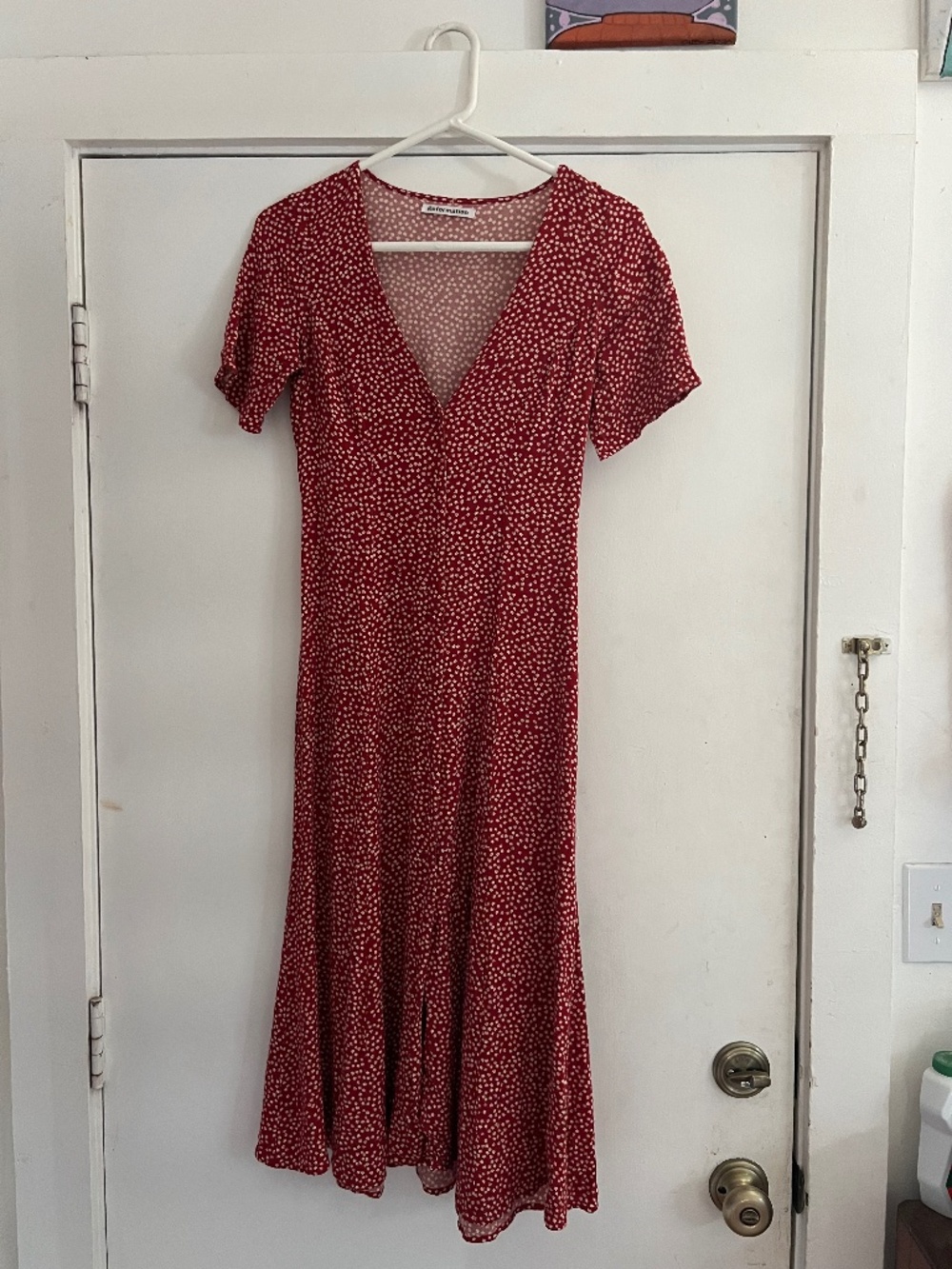 Reformation Red Floral Dess - Picture 1 of 4